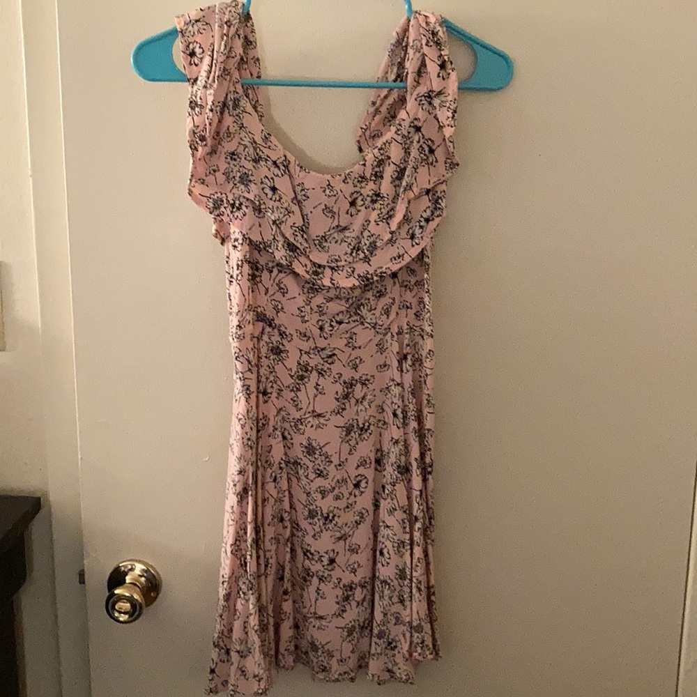 Forever 21 light pink floral dress
